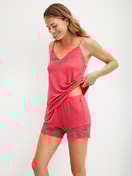 La modella / Il modello Donna indossa Pantaloni corti del pigiama in Modal di colore Rosa, Pizzo, della serie Favourites Love di CALIDA, Immagine aggiuntiva