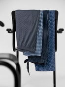 Homme - Bas de pyjama avec poches en 100% coton de couleur Bleu, À carreaux, de la série Remix Basic Sleep de CALIDA, Détail