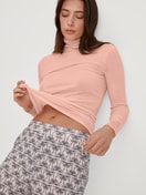Damen-Model trägt Loungehose mit Seitentaschen aus Modal in Rosa, Gemustert aus Serie Favourites Seduction von CALIDA, Zusatzbild