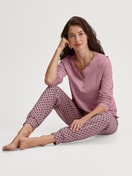 Le mannequin Femme porte le/la Bas de pyjama avec poignets en 100% coton de couleur Rose, Floral, de la série Favourites Botanic de CALIDA, Image supplémentaire