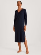 Long-sleeved nightdress