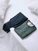 Herren - Bündchen-Pyjama aus 100% Baumwolle in Grün, Gemustert aus Serie Relax Comfy 3 von CALIDA, Detail