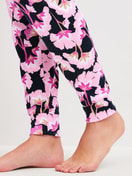 Women model is wearing Pyjama with cuff made of 100% Cotton in Pink, Floral from the Autumn Dreams series by CALIDA, Detail