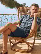 Le mannequin Homme porte le/la Pyjama court en 100% coton de couleur Bleu, À motifs, de la série Relax Imprint 2 de CALIDA, Vue de face