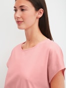 Le mannequin Femme porte le/la Pyjama capri en 100% coton de couleur Orange, À motifs, de la série Lovely Nights de CALIDA, Détail