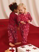 Kinder-Model trägt Jumpsuit aus 100% Baumwolle in Rot, Gemustert aus Serie Family & Friends von CALIDA, Vorderansicht