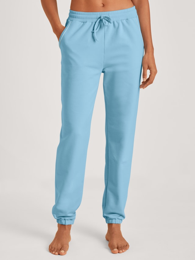 Pants with side pockets