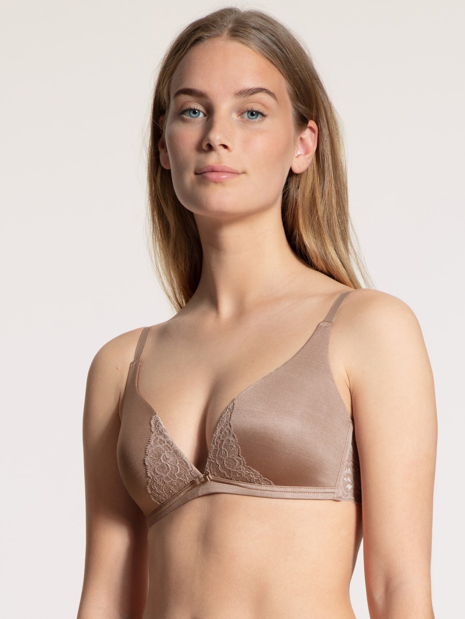 Triangle bra without underwire