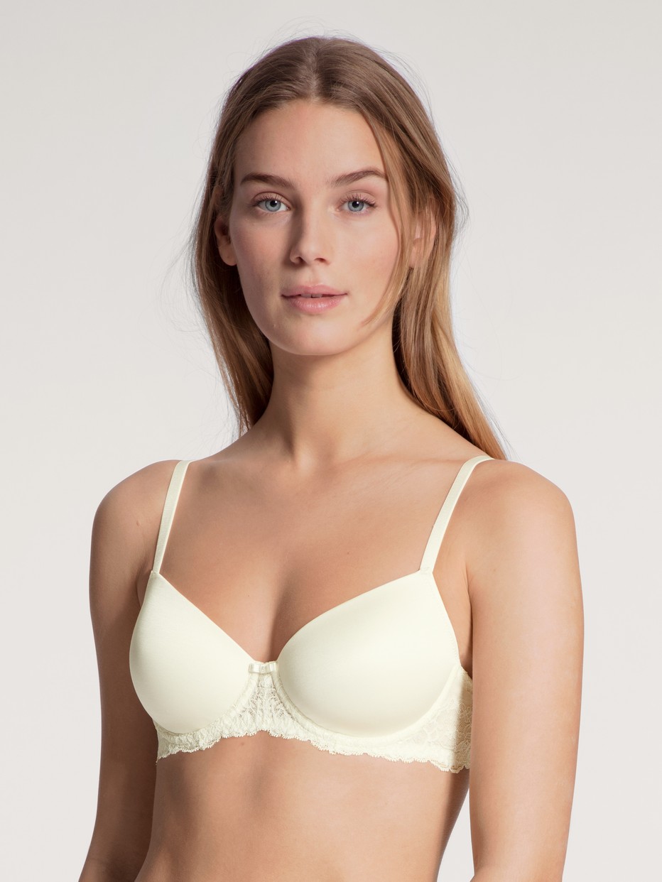 Underwired T-shirt bra with padding