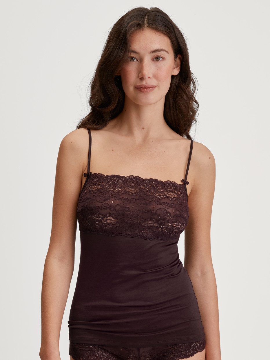 Women model is wearing Spaghetti strap top with lace made of Lace in Red, Lace from the Sensual Secrets series by CALIDA, Front view