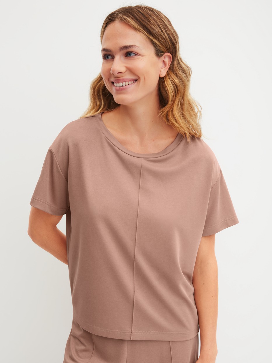 Women model is wearing Shirt short sleeve made of Modal in Brown, Unicoloured from the Natural Loungewear series by CALIDA, Front view