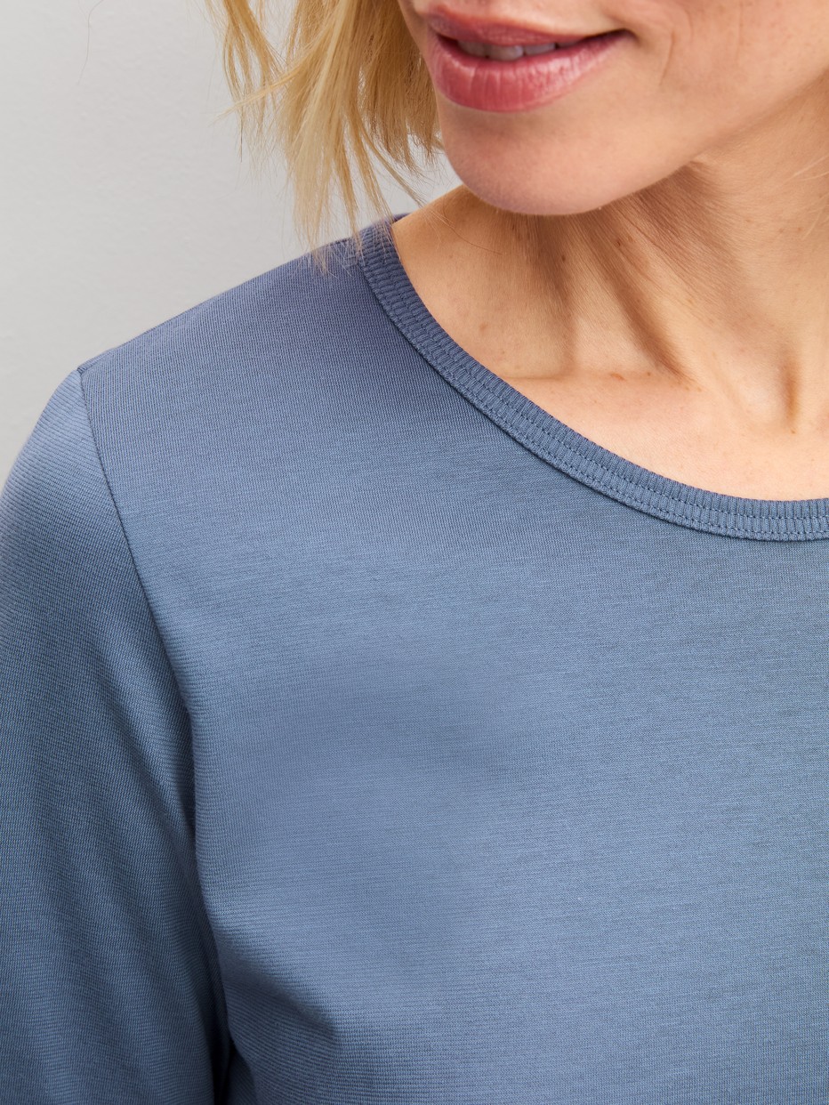 Women model is wearing  made of 100% Cotton in Blue, Unicoloured from the Sleep Over M&M series by CALIDA, Detail