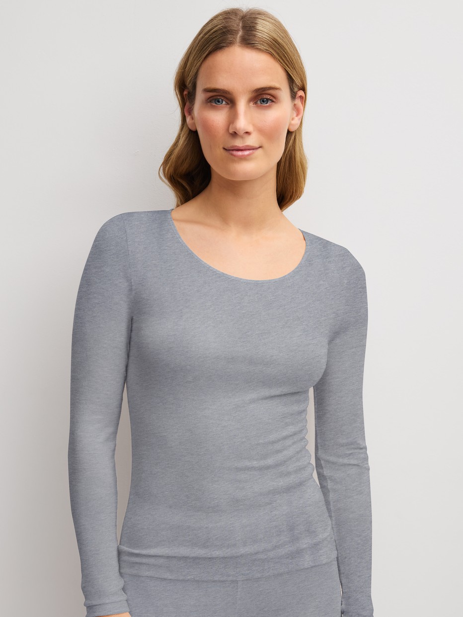 Women model is wearing  made of Wool in Grey, Unicoloured from the True Confidence series by CALIDA, Front view