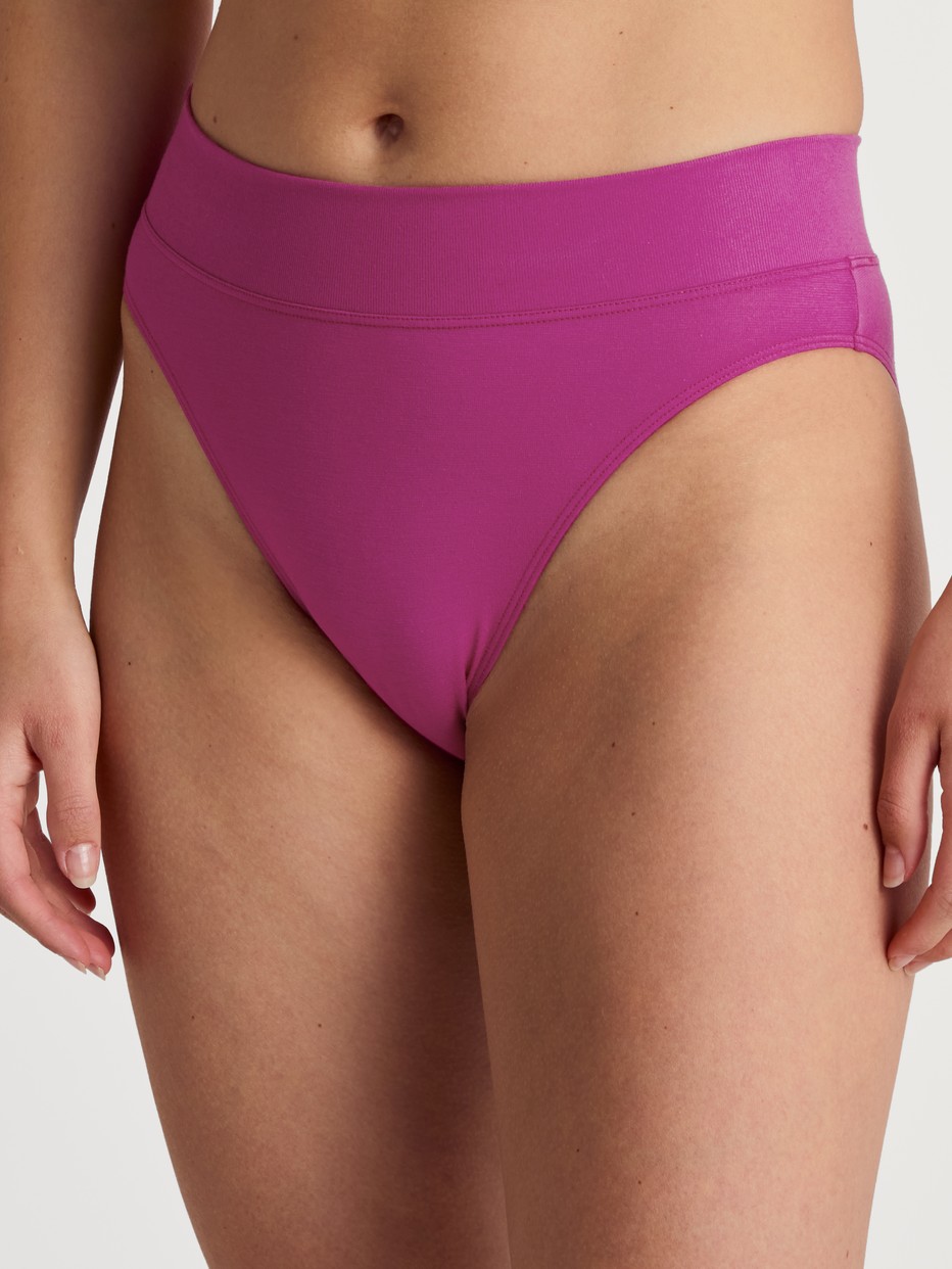 Brief, high waist