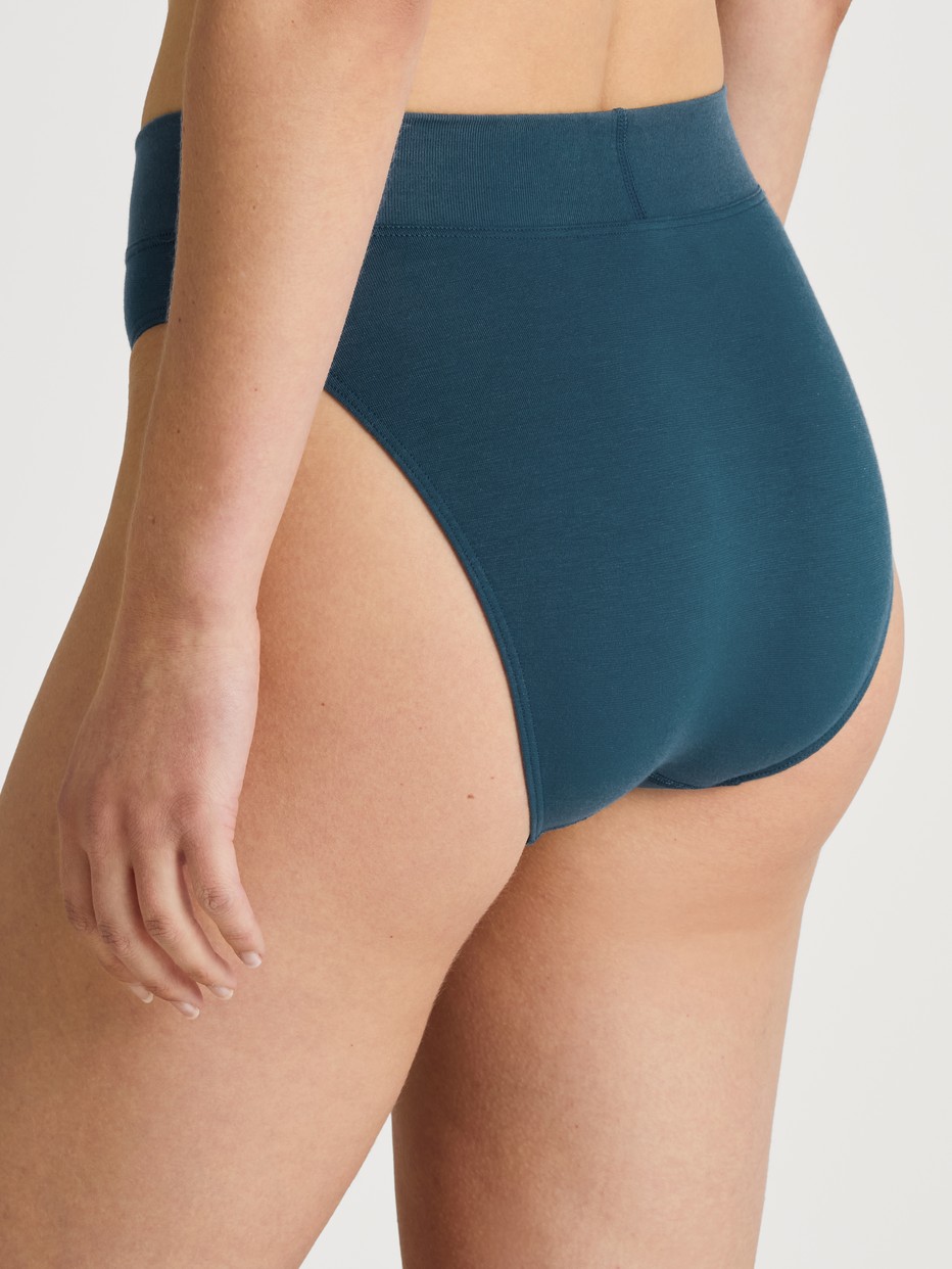 Brief, high waist
