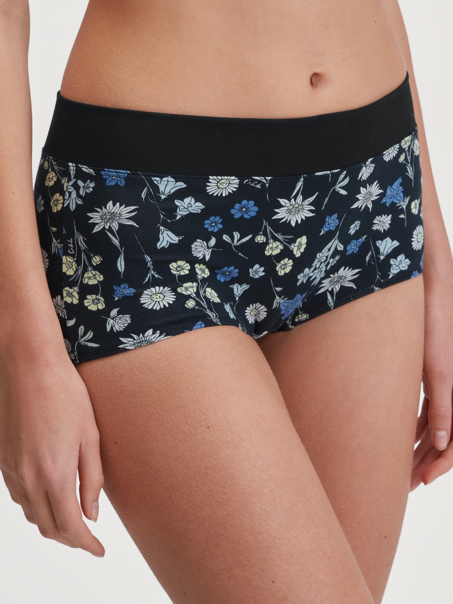 Panty, regular cut