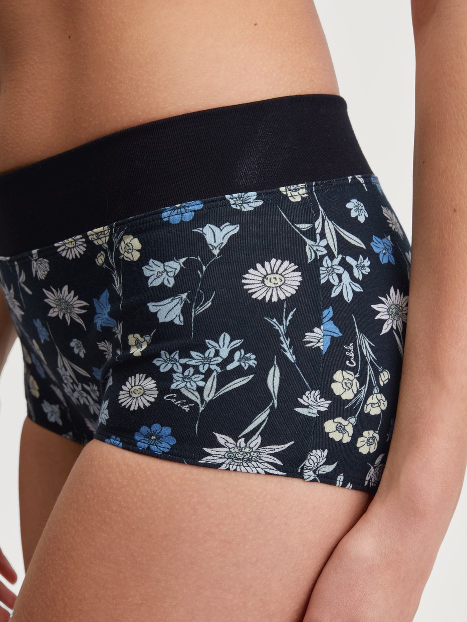 Panty, regular cut