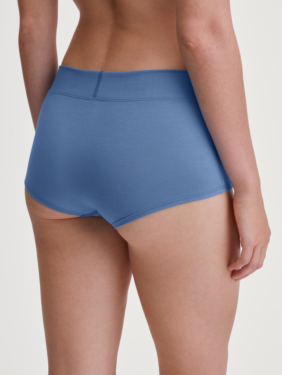 Panty, regular cut