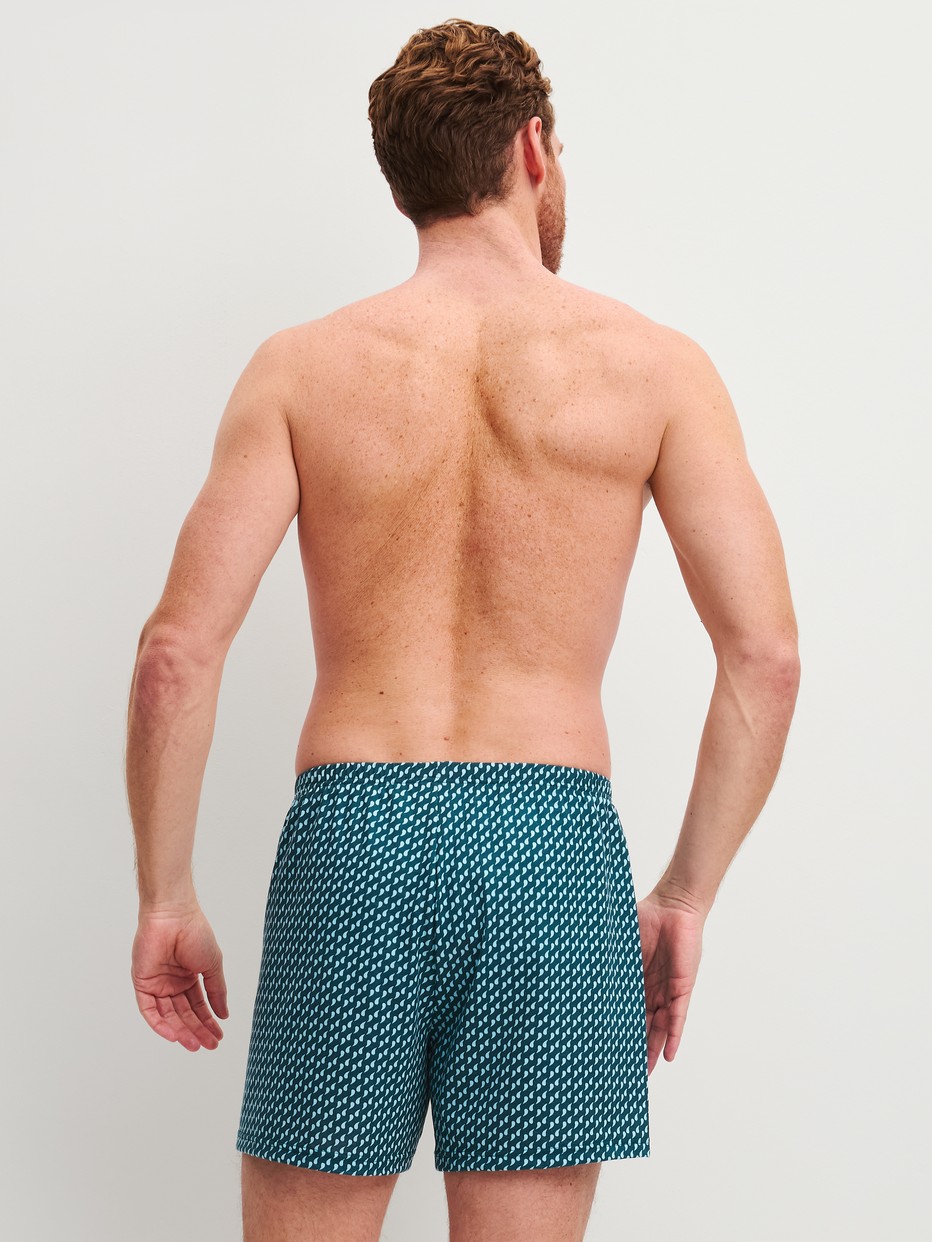 Herren-Model trägt Boxershorts, 2er-Pack aus 100% Baumwolle in Türkis, Gemustert aus Serie Cotton Special von CALIDA, Zusatzbild