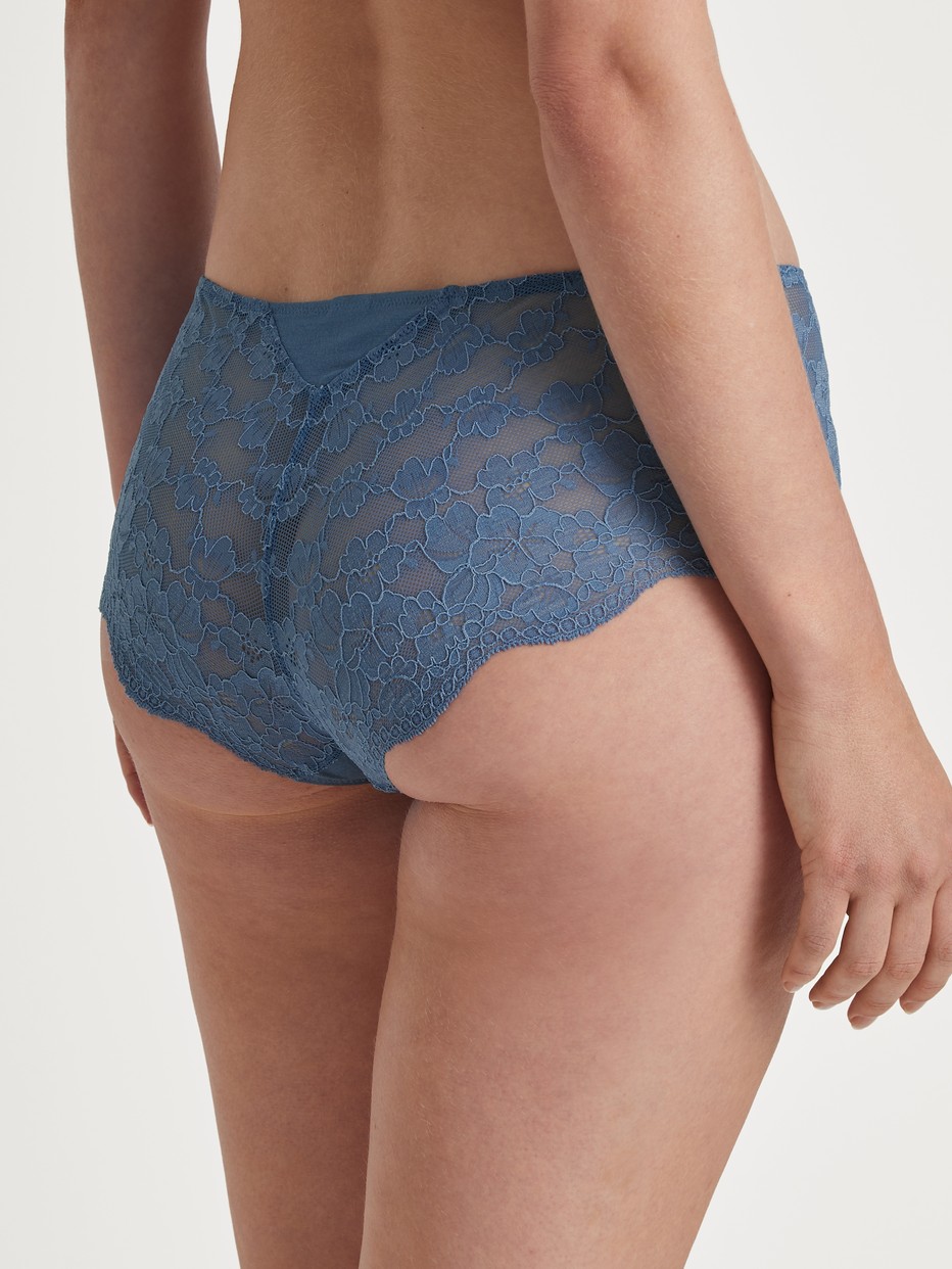 Panty, taglio basso