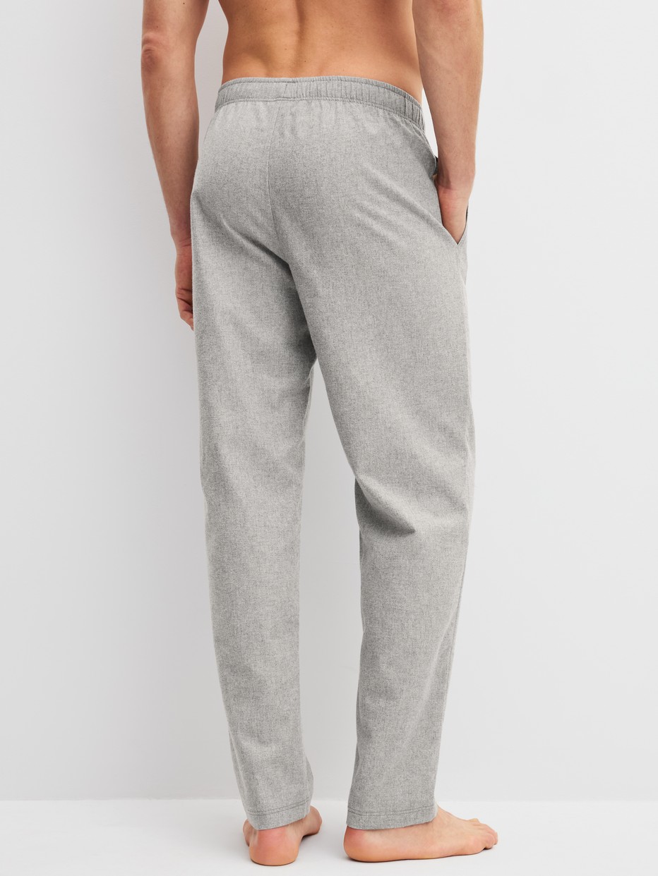 Men model is wearing  made of Flanell in Grey, Patterned from the RMX Flannel Mood series by CALIDA, Back view
