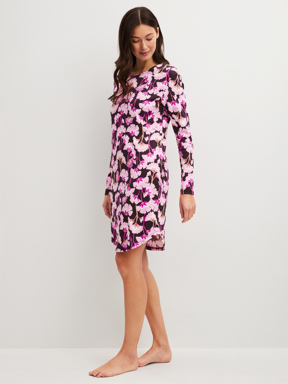 Women model is wearing  made of 100% Cotton in Pink, Floral from the Autumn Dreams series by CALIDA, Front view