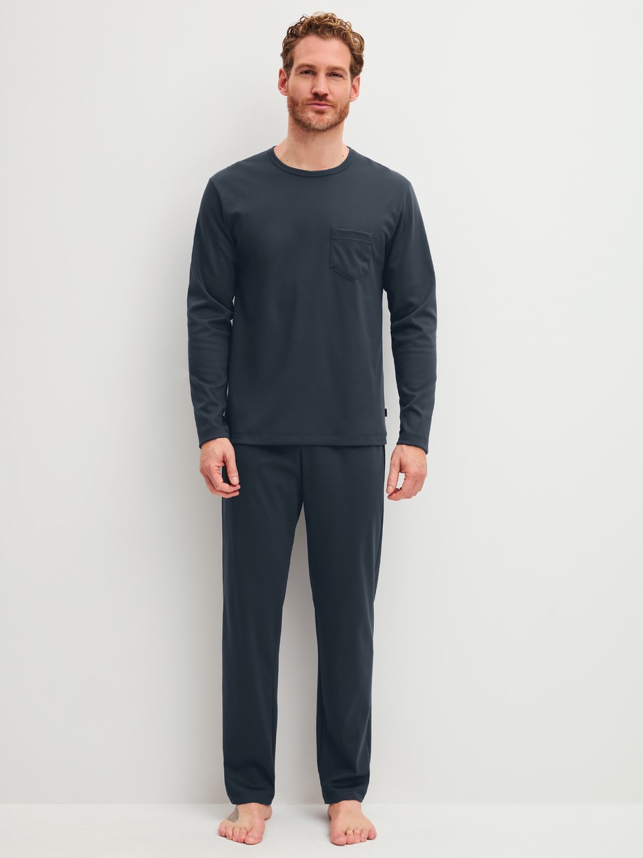 Men model is wearing  made of 100% Cotton in Blue, Unicoloured from the Relax Cosy Vibes 3 series by CALIDA, Front view