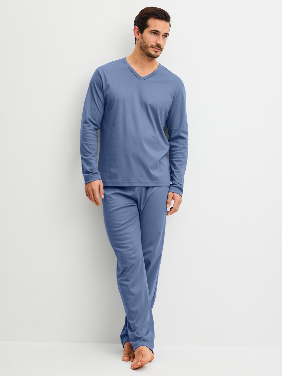 Men model is wearing Pyjamas, long made of 100% Cotton in Blue, Unicoloured from the Relax Choice 1 series by CALIDA, Front view
