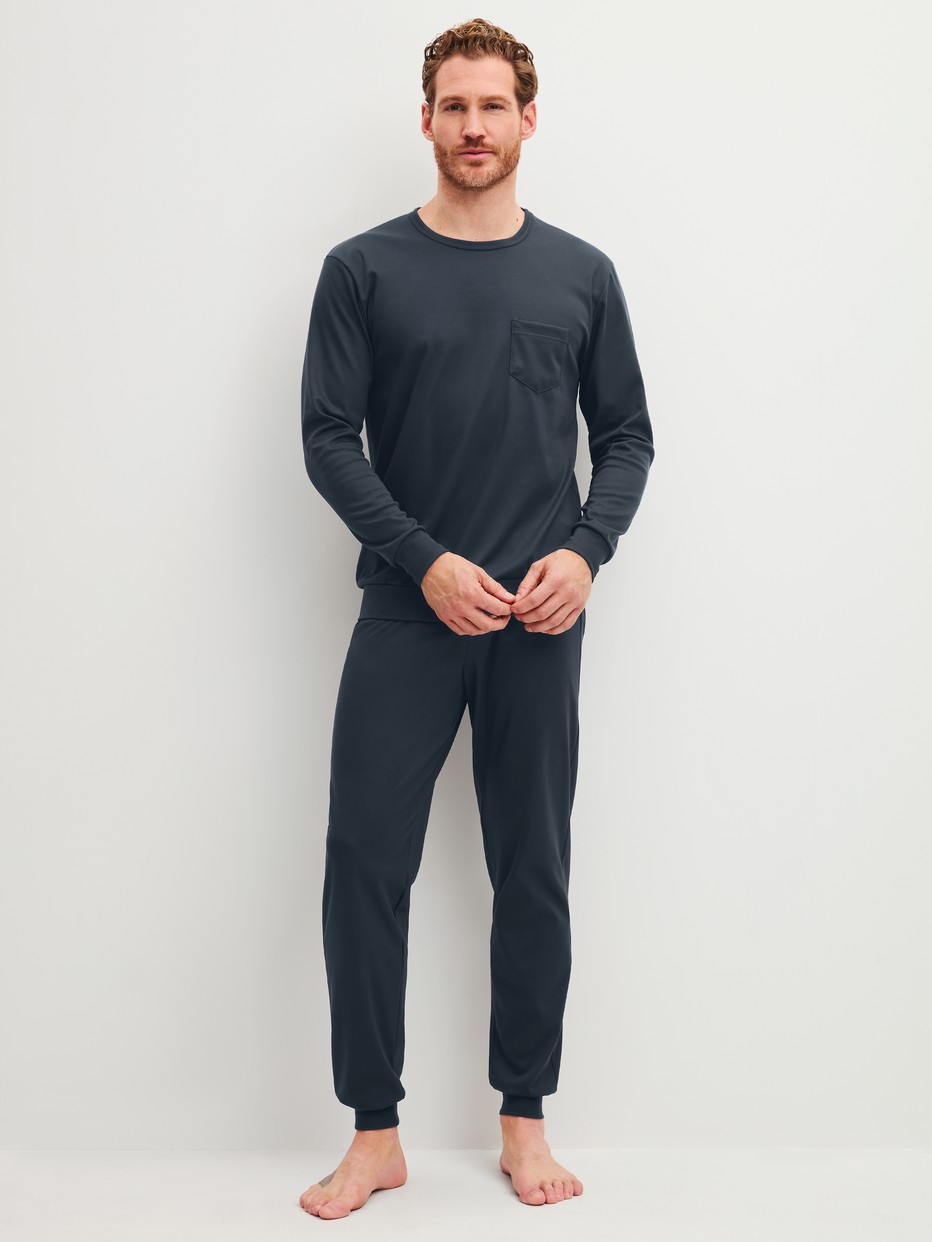 Men model is wearing  made of 100% Cotton in Blue, Unicoloured from the Relax Cosy Vibes 3 series by CALIDA, Front view