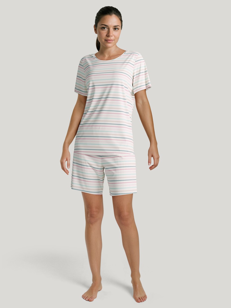 Short pyjama