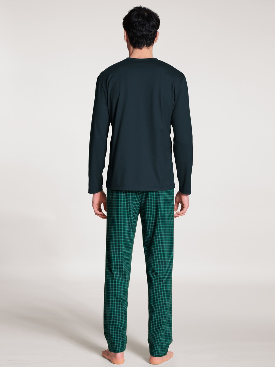 Pyjama, lang