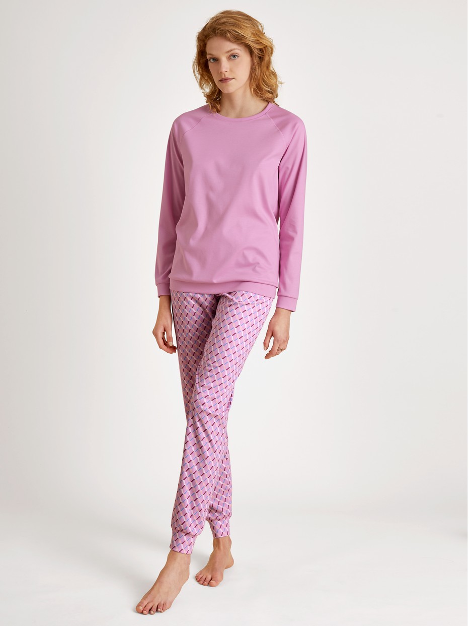 Cuffed pyjamas