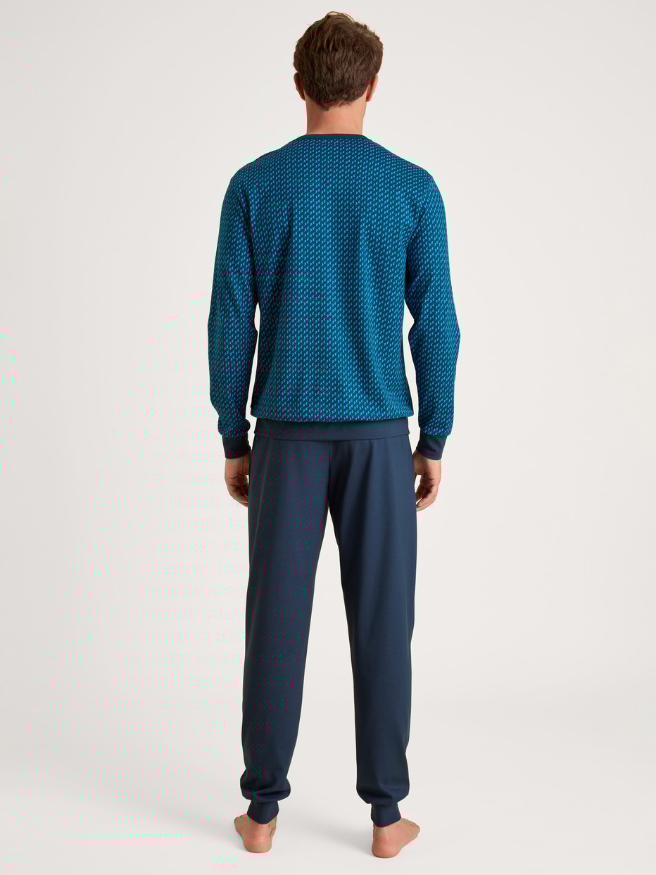 Le mannequin Homme porte le/la Pyjama avec bords élastiques en 100% coton de couleur Turquoise, À motifs, de la série Nightwear Xtra de CALIDA, Vue arrière