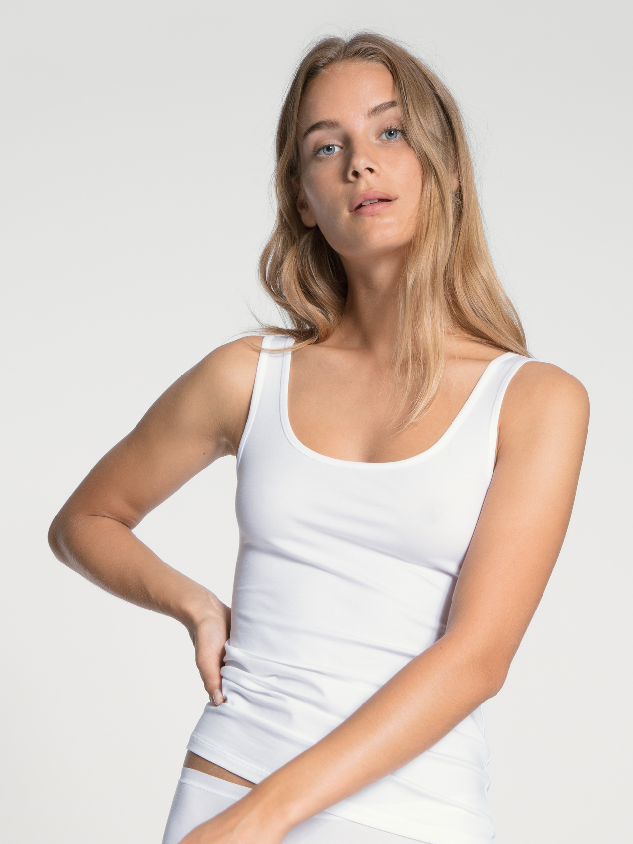 CALIDA Natural Comfort Tank-Topfür Damen, XXS, Weiß, Beste Baumwolle, kompromissloser Komfort für jeden Tag