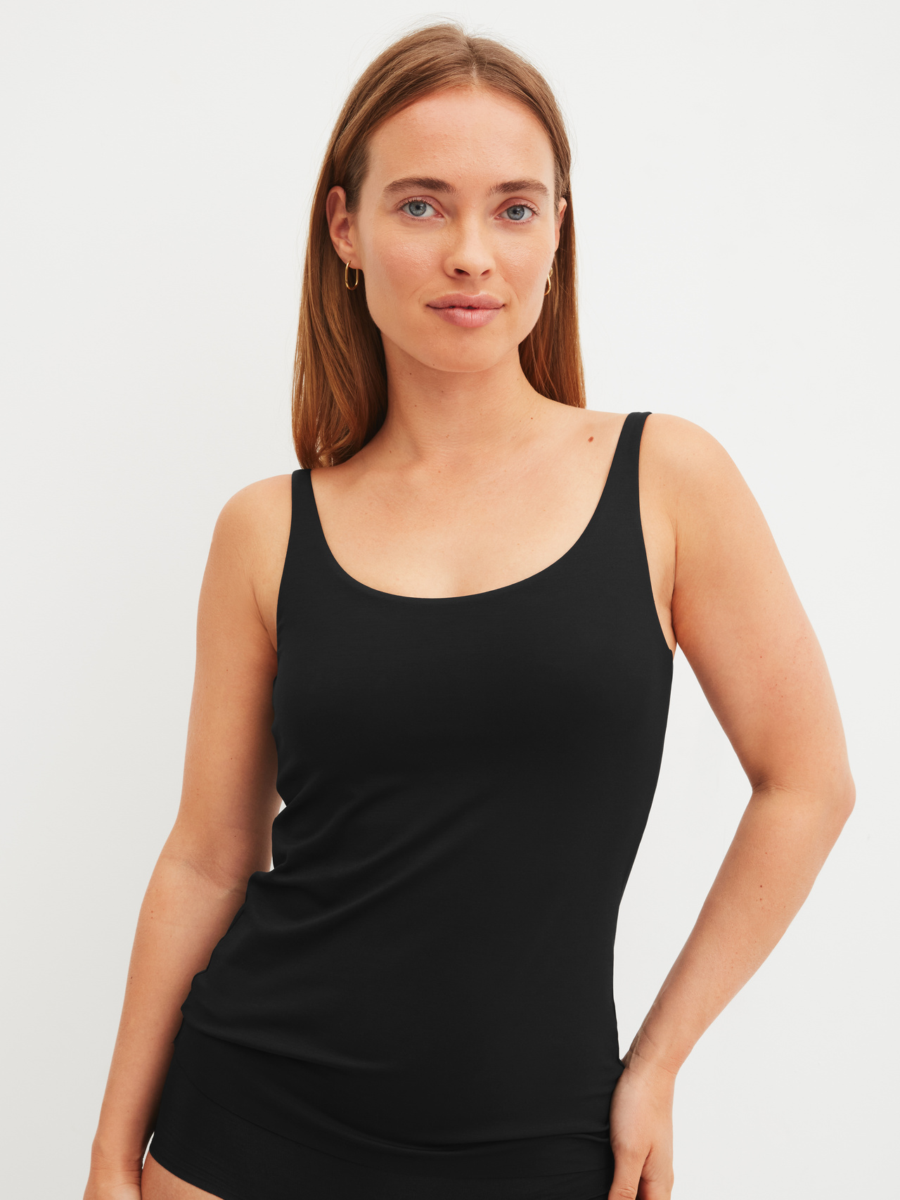 CALIDA Natural Skin Tank-Top mit Bustierfür Damen, L, Schwarz, Natürlich weich – perfekter Komfort für jeden Tag