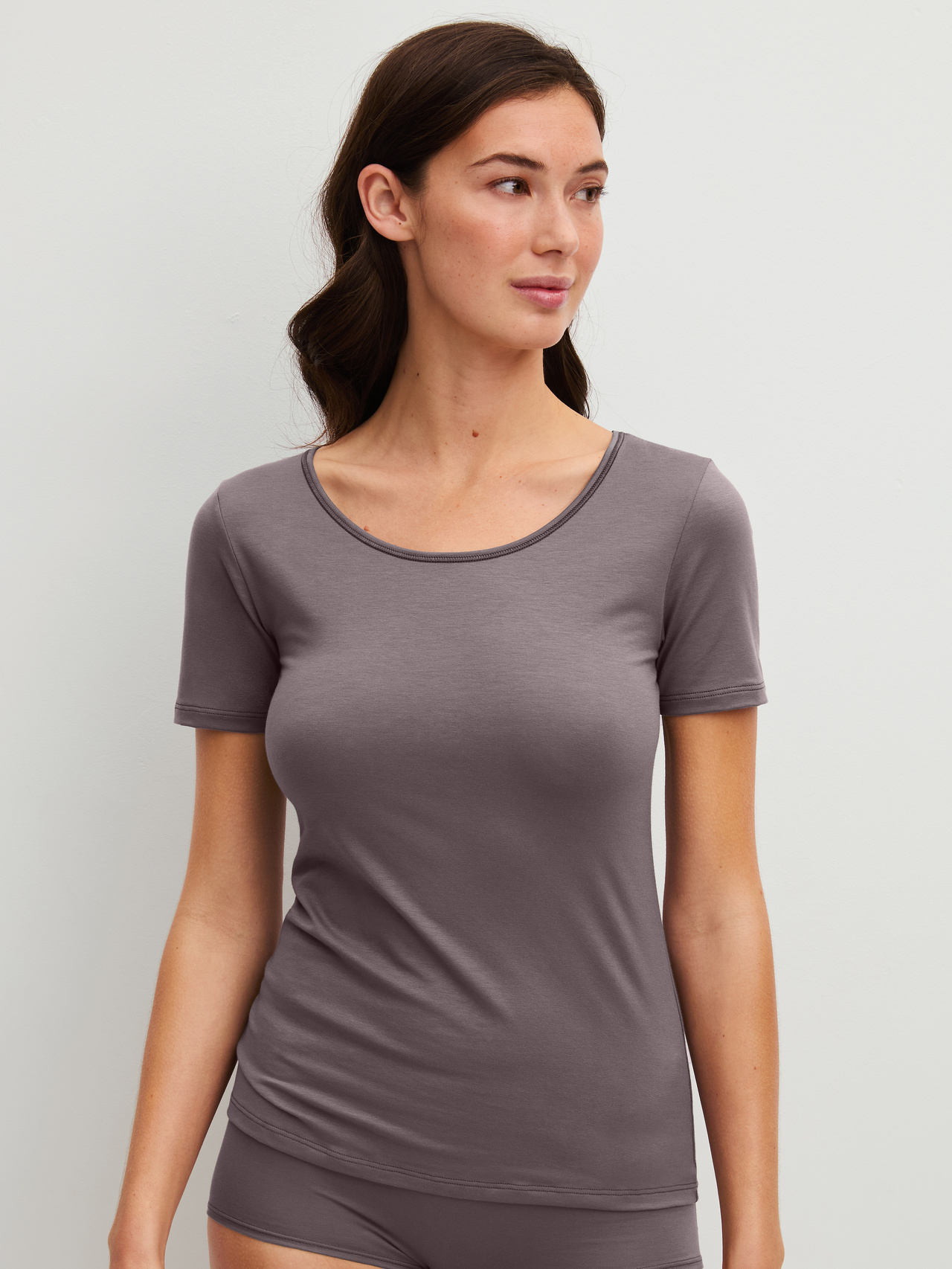 CALIDA Natural Comfort T-Shirt, Rundhalsfür Damen, XXS, Braun, Beste Baumwolle, kompromissloser Komfort für jeden Tag