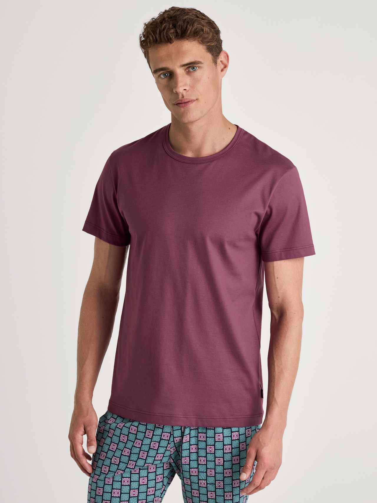 CALIDA RMX Sleep Holiday Kurzarm-Shirtfür Herren, L, Rot, Mit Mix & Match zum persönlichem Wohlfühloutfit