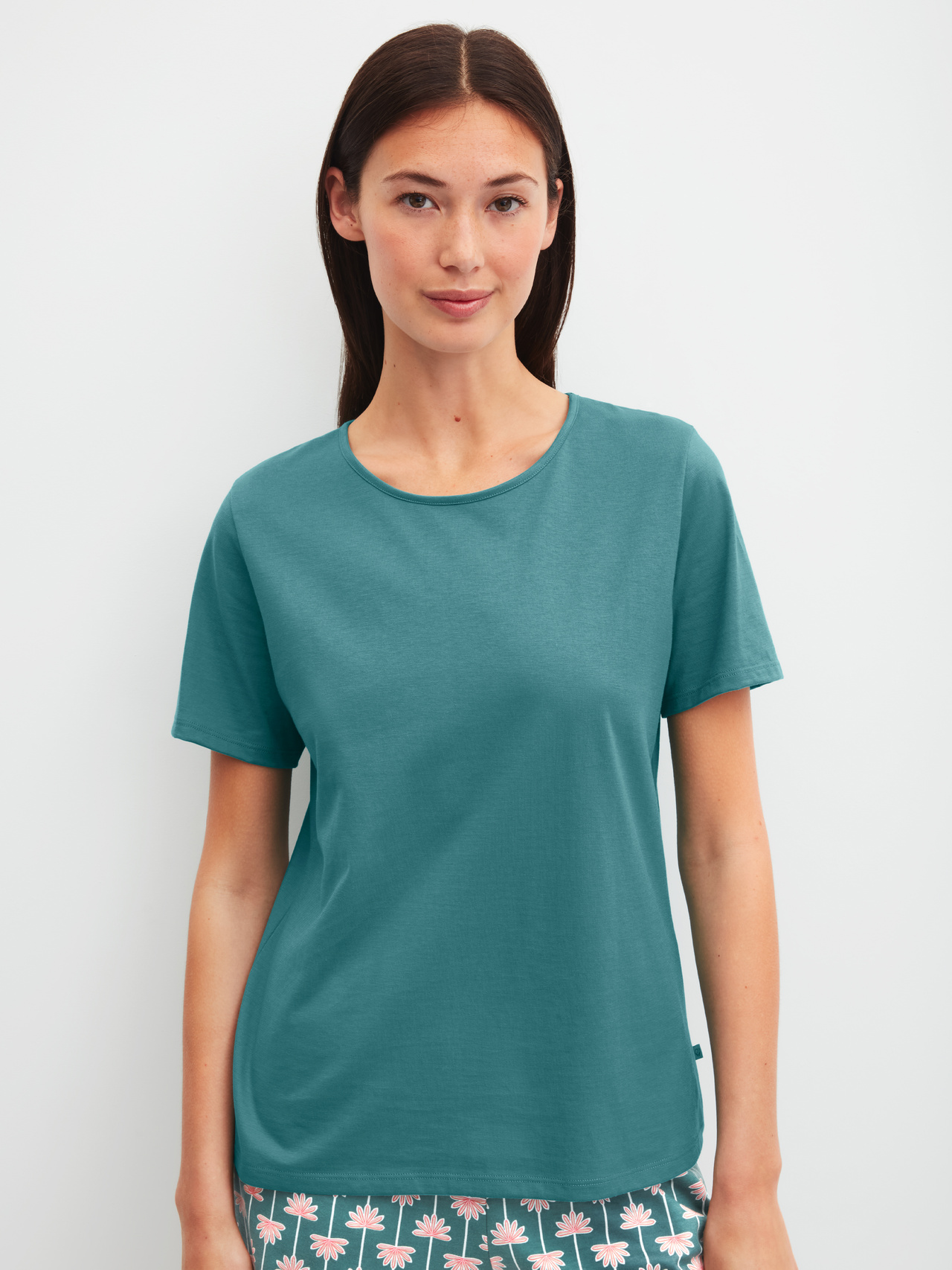 CALIDA Favourites Beach Kurzarm-Shirtfür Damen, XS, Türkis, Lässige Sommer-Essentials mit natürlicher Leichtigkeit
