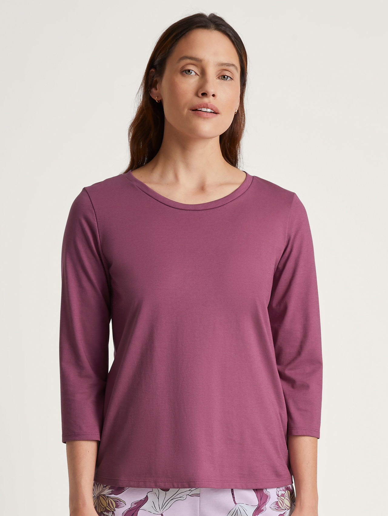 CALIDA Favourites Glow Shirt mit 3/4-Armfür Damen, M, Violett, Leuchtende Erholungsmomente mit vielfältigen Kombinationsmöglichkeiten