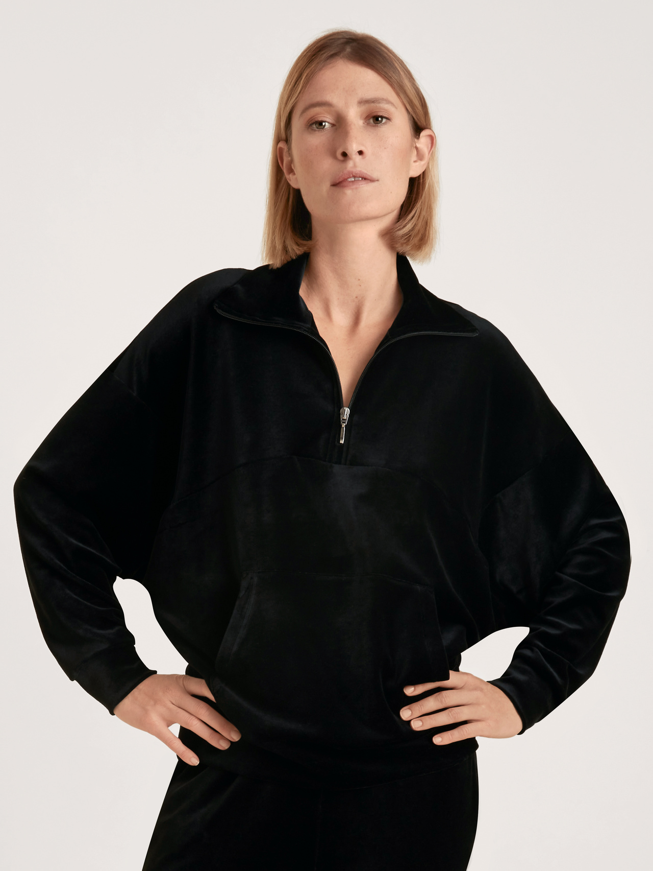 CALIDA Lounge Seduction Pulloverfür Damen, XS, Schwarz, Sportlich-eleganter Lounge-Pullover