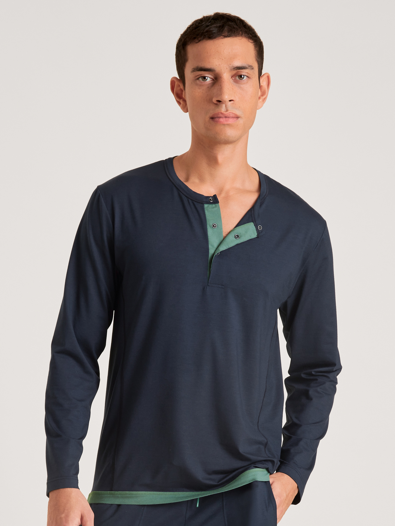 CALIDA DSW Balancing Langarm-Shirtfür Herren, XL, Blau, Ausgeglichen schlafen, erholt erwachen