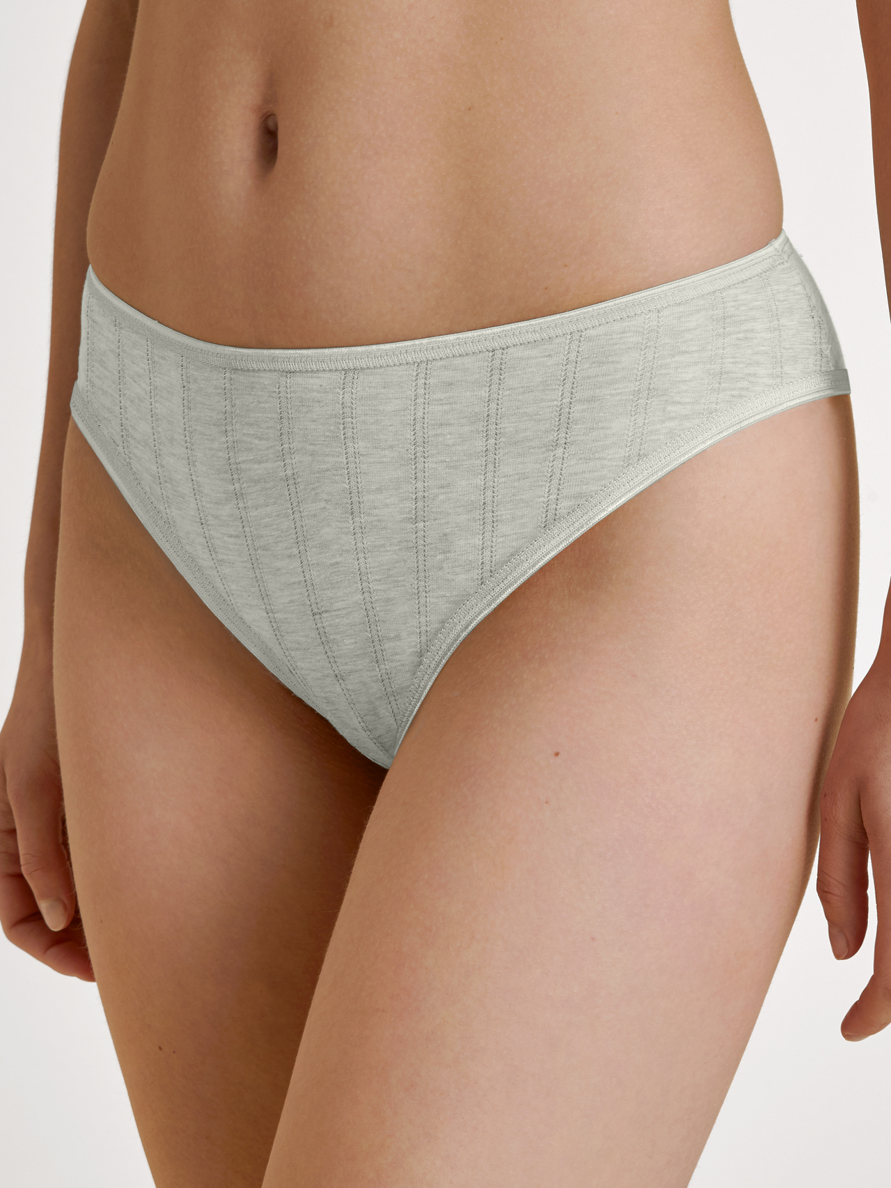 CALIDA Etude Xtra Slip, regular cutfür Damen, S, Grau, Liaison aus bester Baumwolle und verspielter Spitze