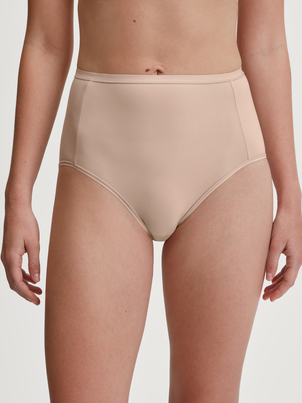 CALIDA Sleek Skin Slip, high waistfür Damen, M, Rosa, Sicher umhüllt – leicht wie Luft, weich wie Seide
