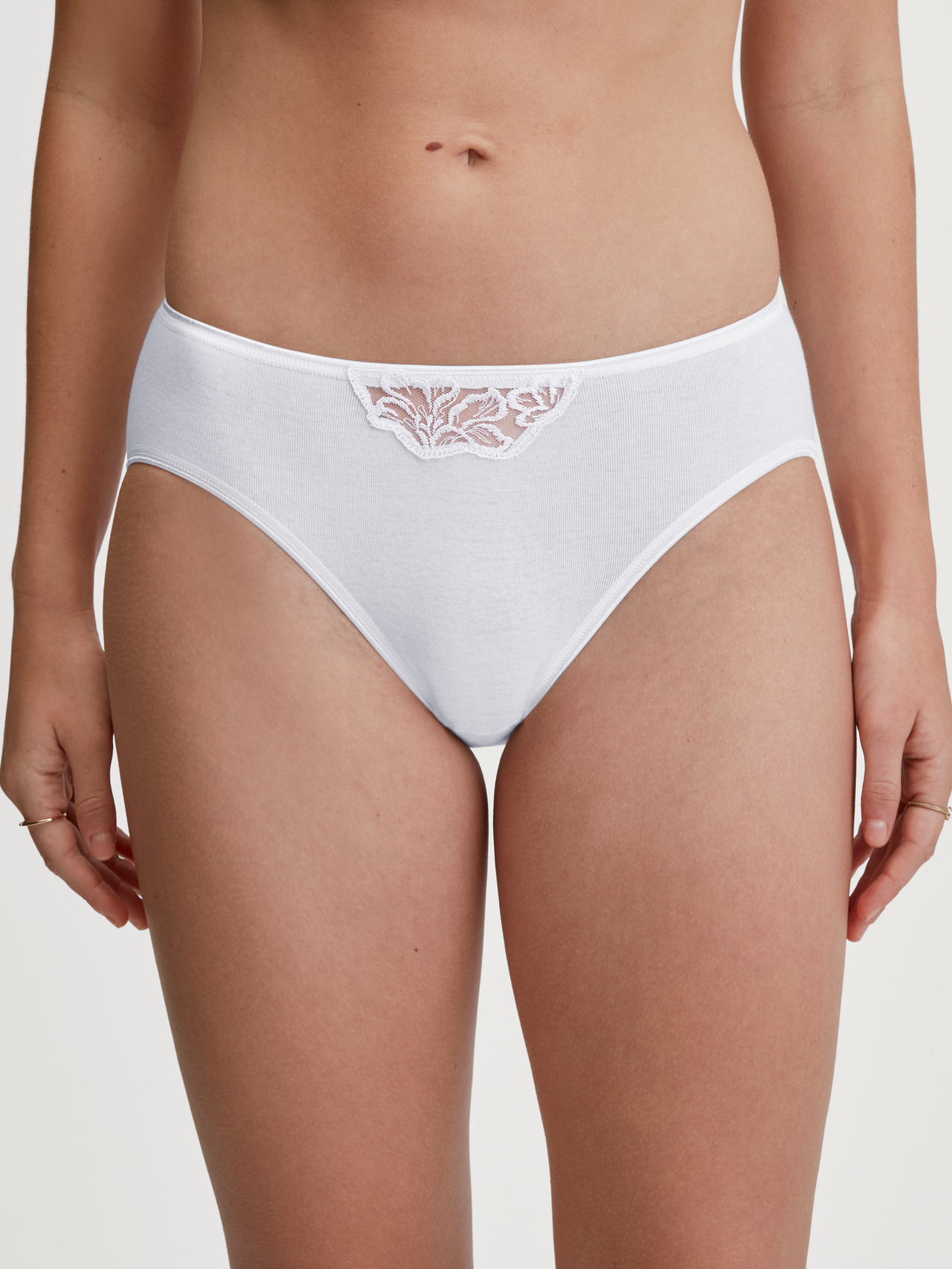 CALIDA Cotton Desire Mini-Slipfür Damen, S, Weiß, Voller Komfort, ohne störende Seitennähte