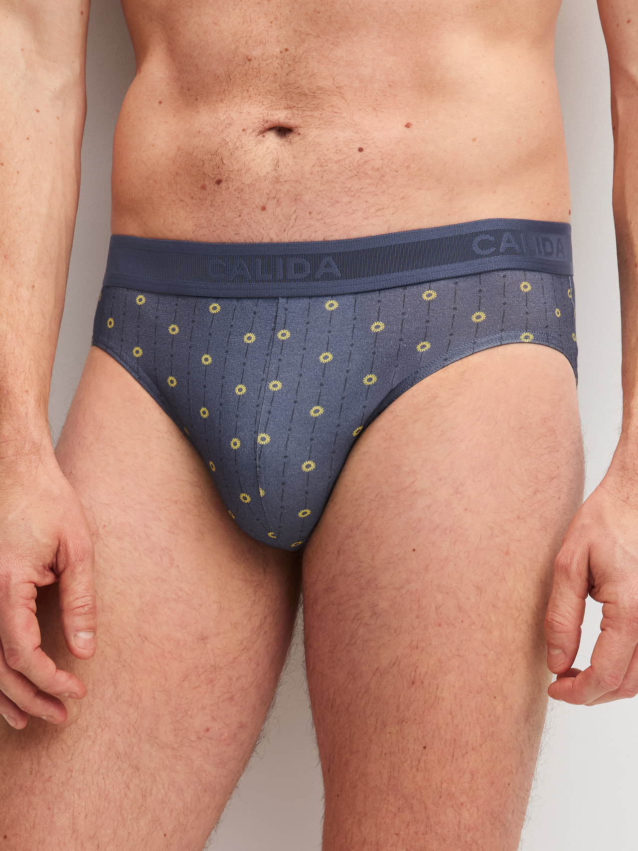 CALIDA EDITION 85 Slip mit Softgummibundfür Herren, L, Grau, Vertraute Klassiker im Jubiläumsdesign