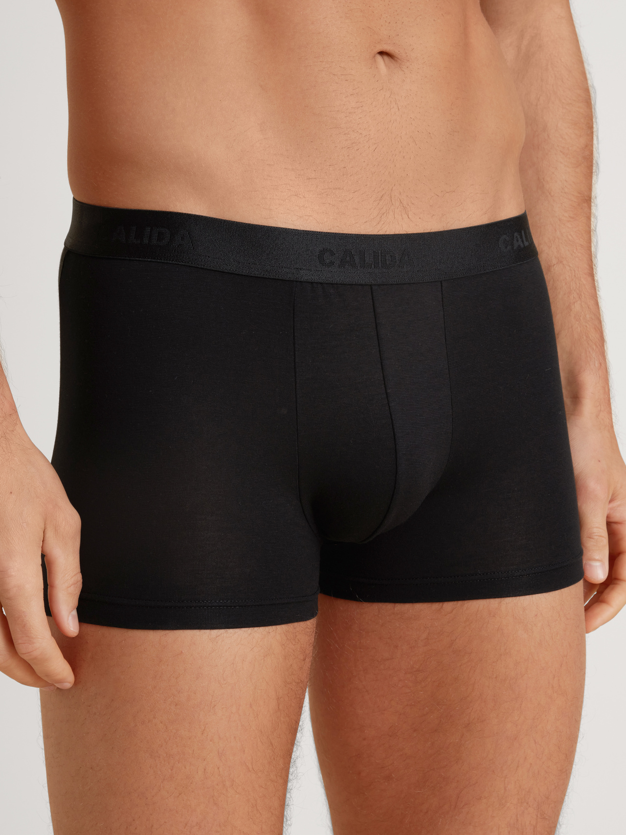 CALIDA Evolution Boxer Brief mit Softbundfür Herren, S, Schwarz, Baumwoll-Bestseller für jeden Typ und jeden Tag