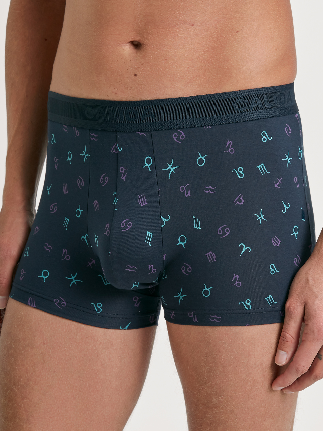 CALIDA Swiss Cotton Select Boxer Brief mit Softgummibundfür Herren, M, Blau, Natürlicher Komfort durch Supima®-Baumwolle
