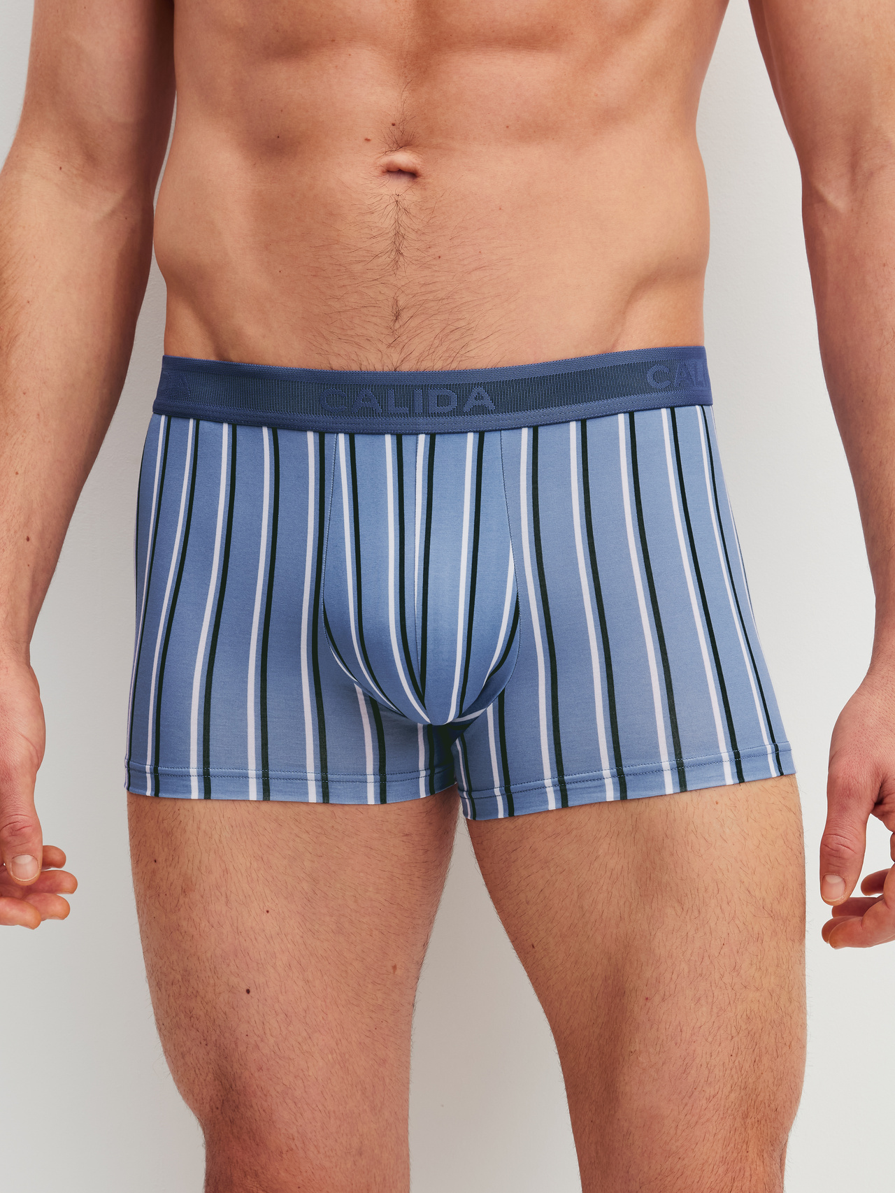 CALIDA Grafic Cotton Boxer Brief mit Softgummibundfür Herren, L, Blau, Markante Passform mit klarer Linienführung und modernem Stil