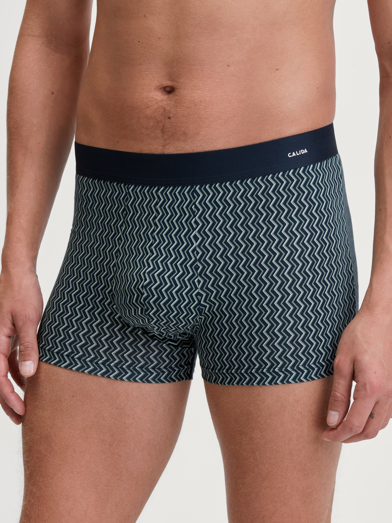 CALIDA Cotton Code Design Boxer Brief mit Softgummibundfür Herren, S, Grün, Origineller Print