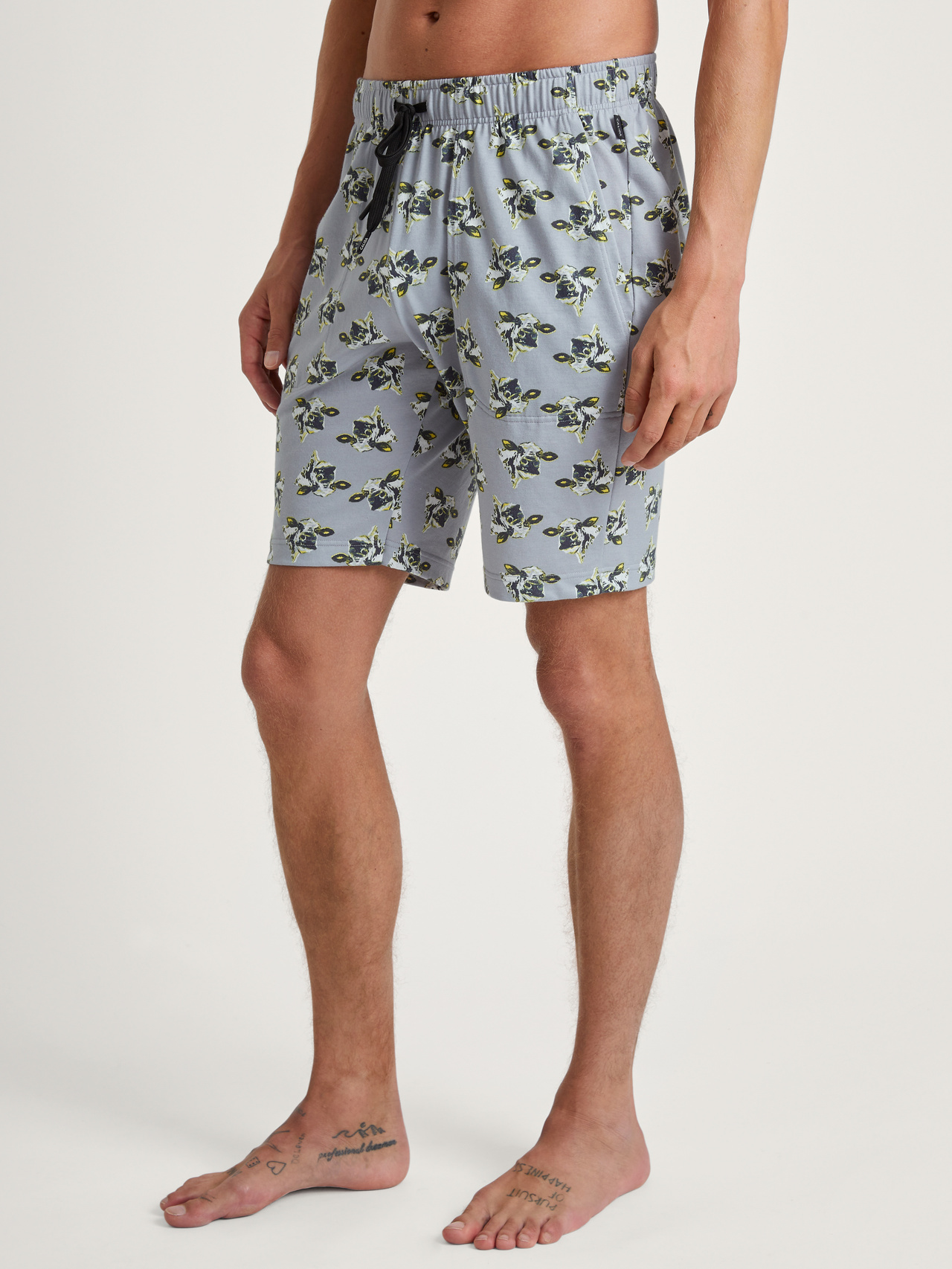 CALIDA RMX Sleep Leisure Bermuda mit Seitentaschenfür Herren, S, Grau, Tradition verbindet